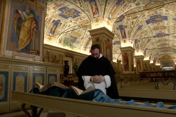 Screenshot from Biblioteca Apostolica Vaticana YouTube channel.