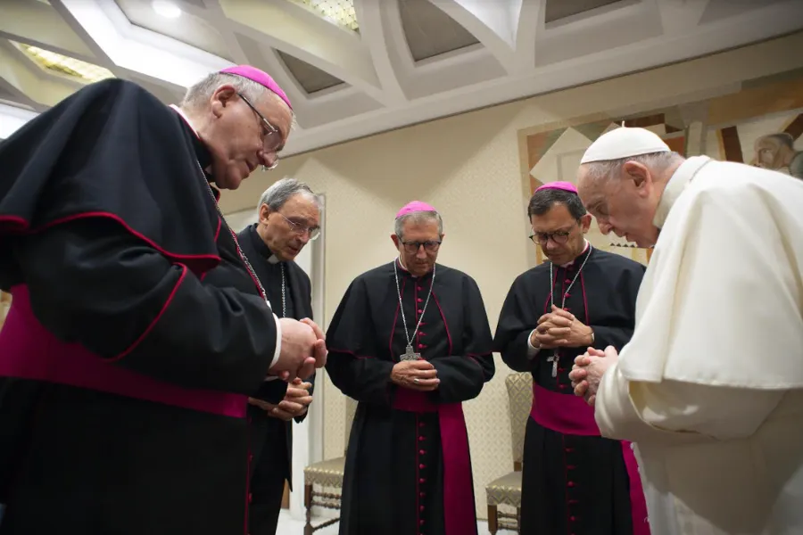 Pope Francis prays with French bishops before his general audience, Oct. 6, 2021, in the wake of a devastating abuse report.?w=200&h=150