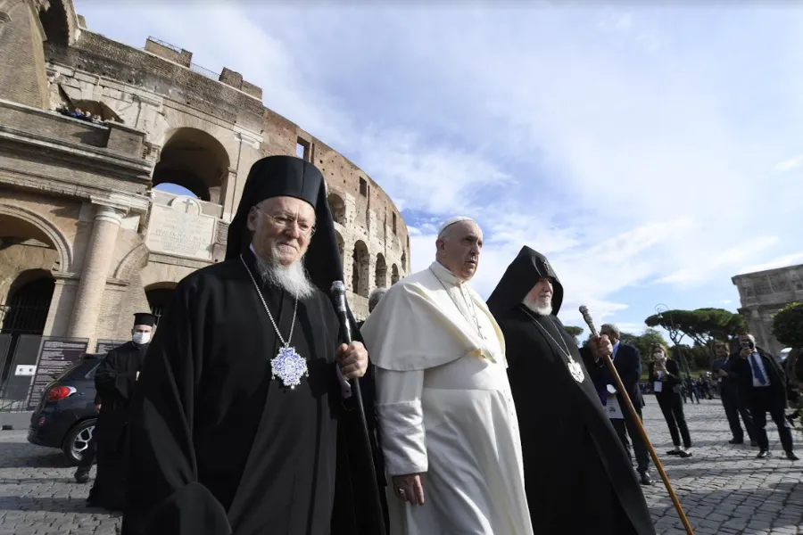 Pope Francis attends the concluding ceremony of the Prayer for Peace Meeting organized by the Sant’Egidio Community at Rome’s Colosseum, Oct. 7, 2021.?w=200&h=150