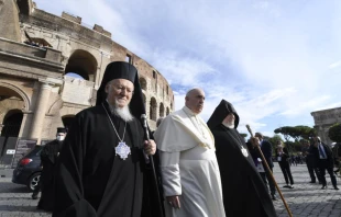 Pope Francis attends the concluding ceremony of the Prayer for Peace Meeting organized by the Sant’Egidio Community at Rome’s Colosseum, Oct. 7, 2021. Vatican Media.