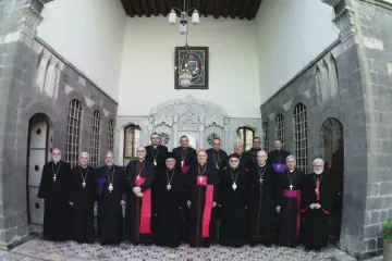 Cardinal Leonardo Sandri (front row, sixth from left) with Syrian Catholic Church leaders