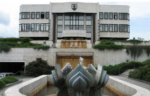 The National Council of the Slovak Republic, the national Parliament of Slovakia, in Bratislava. Credit: Peter Zelizňák via Wikimedia (Public domain)