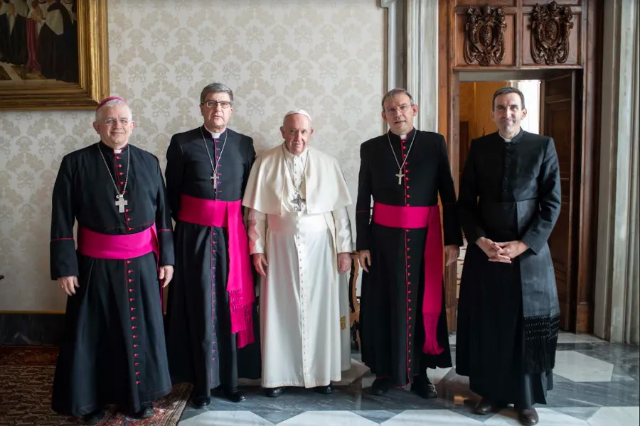 Pope Francis meets French bishops at the Vatican, Dec. 13, 2021.?w=200&h=150