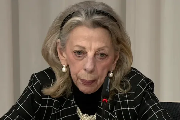 Marion Westpfahl, a founding partner of the law firm Westpfahl Spilker Wastl, presents a report on Munich archdiocese’s handling of abuse cases, Jan. 20, 2022. Screenshot from BR24 extra live stream.