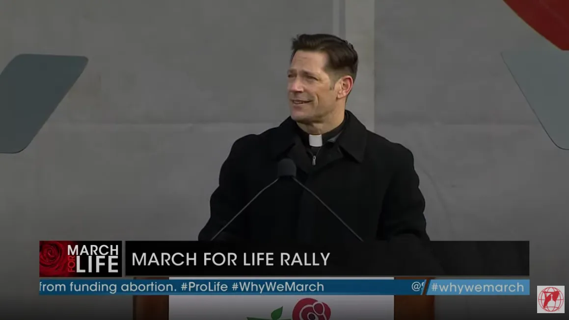 Father Mike Schmitz, the host of the "Bible in a Year" podcast, addresses the crowd at the March for Life rally on the National Mall in Washington, D.C., on Jan. 21, 2022.?w=200&h=150
