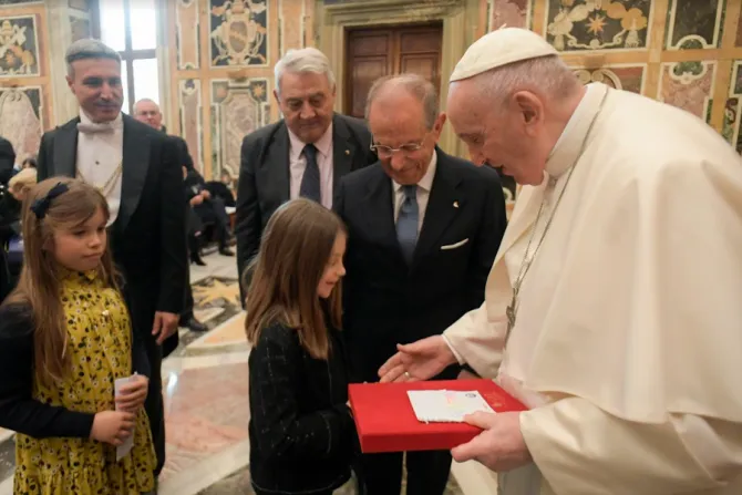 Pope Francis meets members of the Italian League for the Fight against Tumors at the Vatican’s Clementine Hall, March 4, 2022