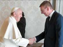 Pope Francis meets Latvian foreign minister Edgars Rinkēvičs at the Vatican, March 14, 2022.