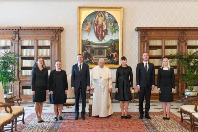 Pope Francis meets Latvian foreign minister Edgars Rinkēvičs at the Vatican, March 14, 2022