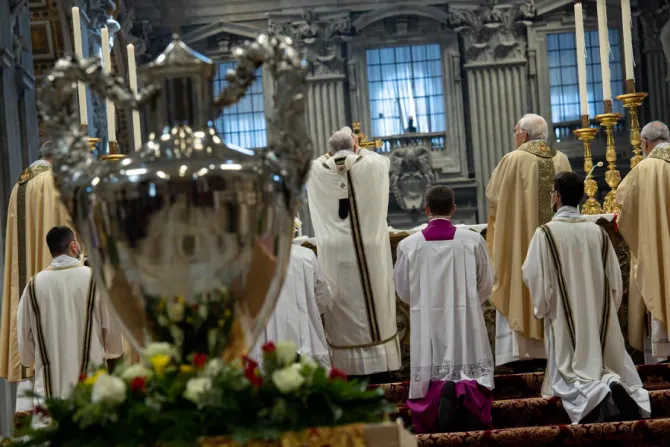 Pope Francis celebrates the Chrism Mass at St. Peter’s Basilica, April 14, 2022.