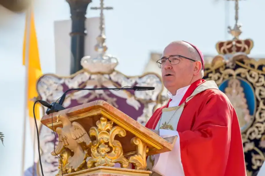 Bishop Santiago Gómez Sierra of Huelva.?w=200&h=150