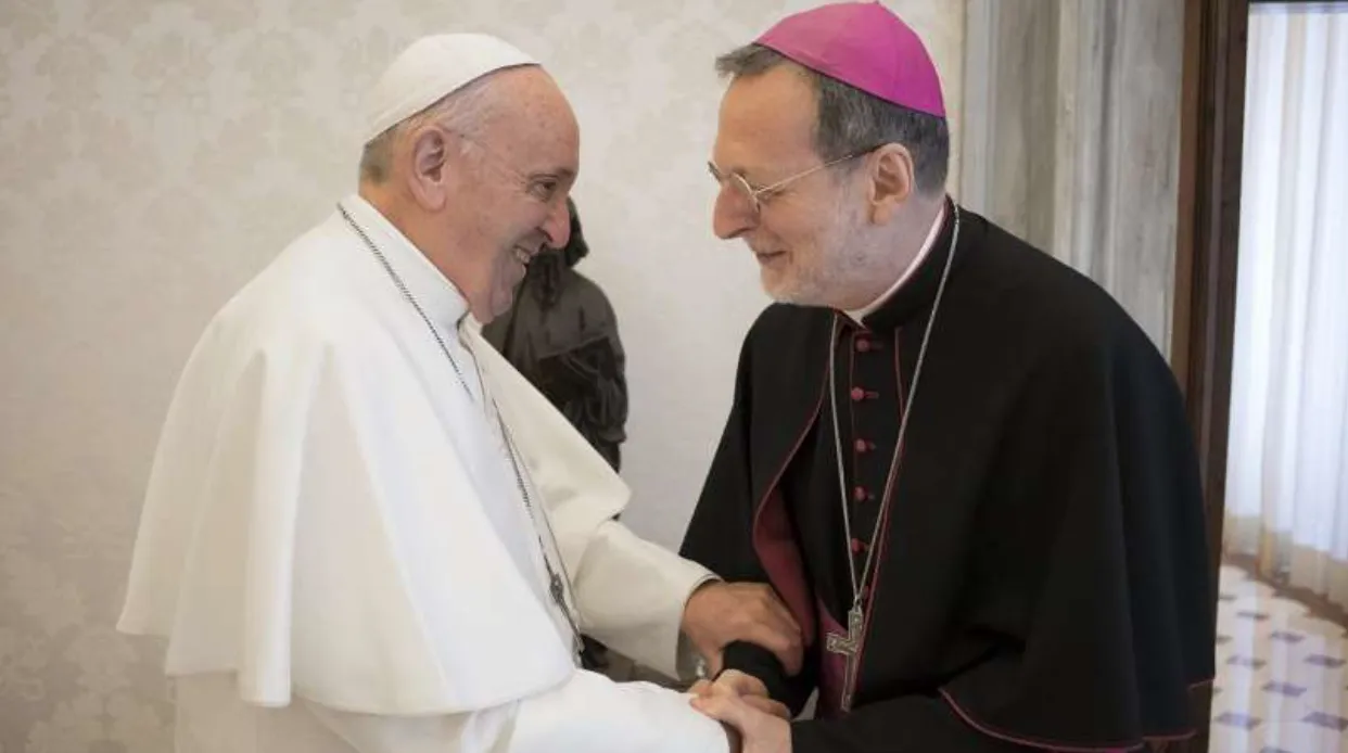 Archbishop Claudio Gugerotti with Pope Francis?w=200&h=150