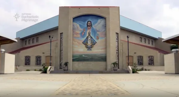 Ruta St. Juan Diega zaustavlja se u bazilici nacionalnog svetišta Naše Gospe od San Juan del Valle, manje bazilike i nacionalnog svetišta u biskupiji Brownsville.  Zasluge: snimka zaslona iz EWTN News In Depth