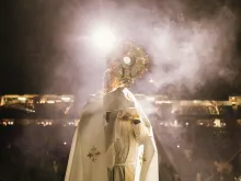 An estimated 24,000 people participated in Eucharistic adoration at the SEEK24 conference in St. Louis on Jan. 3, 2024.