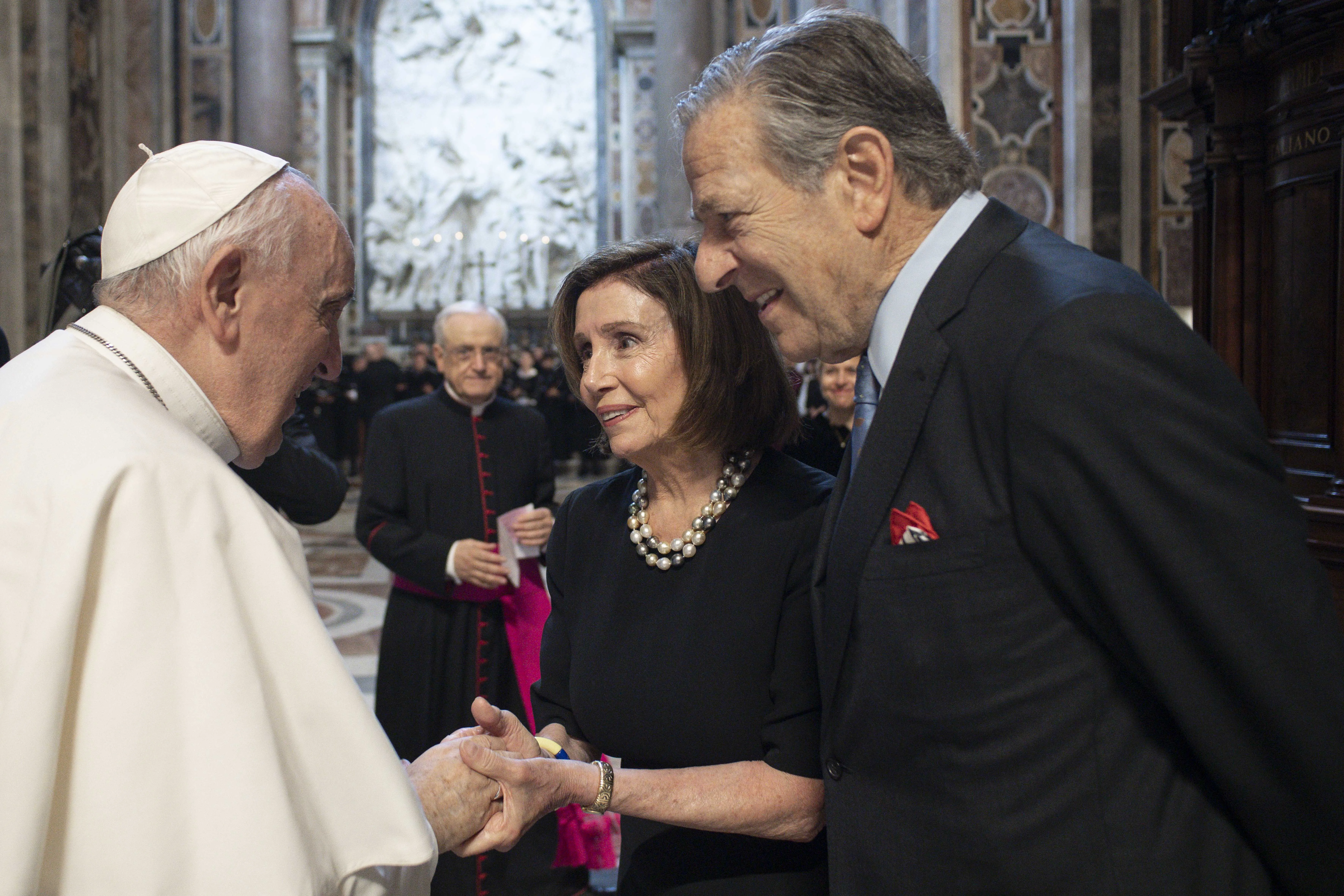 Pope Francis speaks to House Speaker Nancy Pelosi and Paul Pelosi after Mass in St. Peter's Basilica on June 29, 2022.?w=200&h=150
