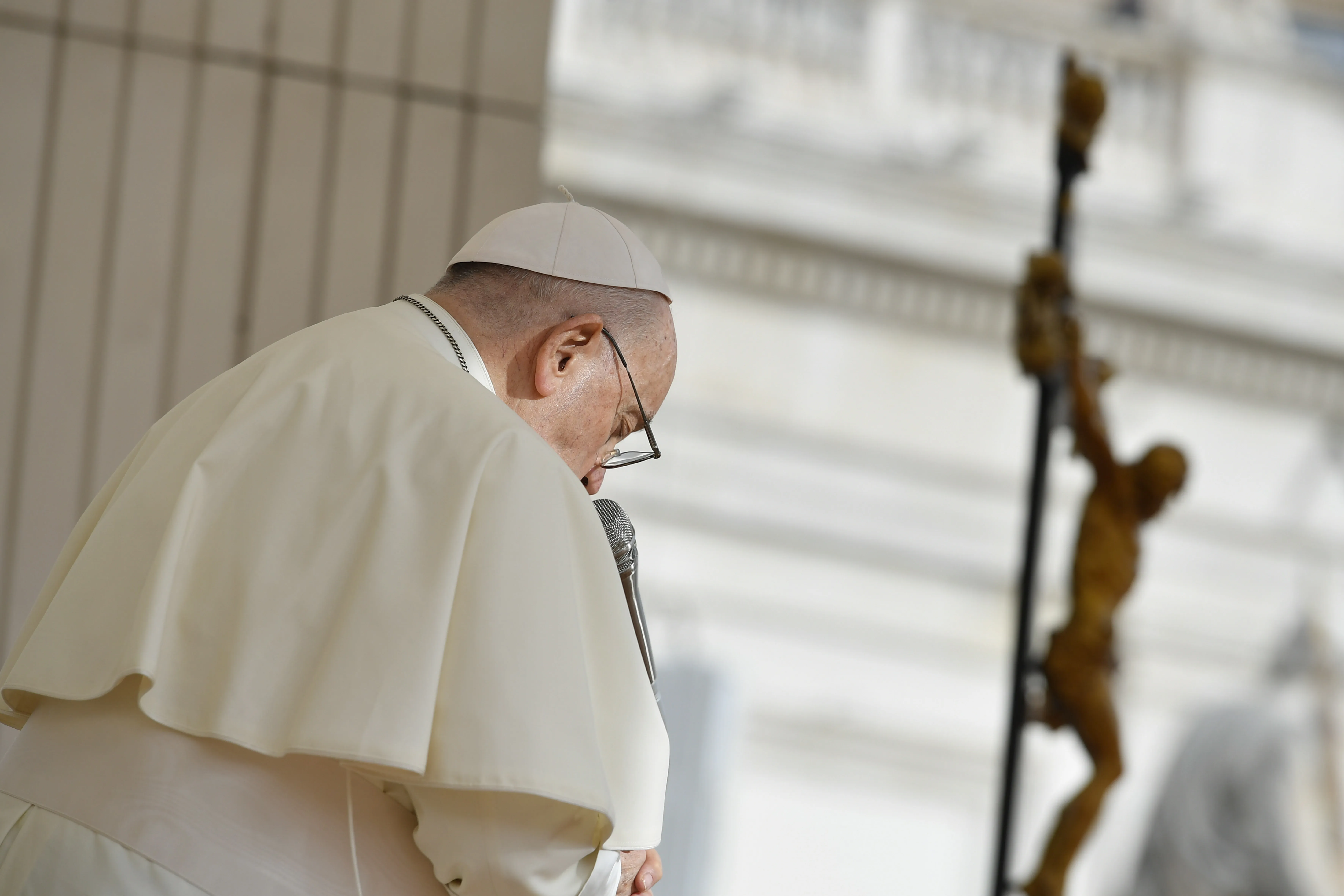Pope Francis prays during his Wednesday general audience on Nov. 15, 2023.?w=200&h=150