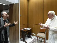 Pope Francis meeting with Roberto Benigni, Dec. 7, 2022.