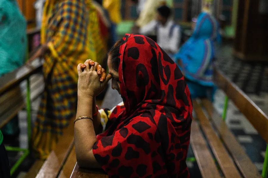 An Indian Christian prays in Eluru, Andhra Pradesh, on Dec. 9, 2018.?w=200&h=150