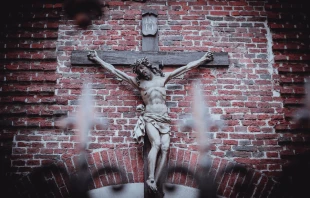 A crucifix at the Bernardine Church in Lviv, western Ukraine. N_Dmitriy/Shutterstock.