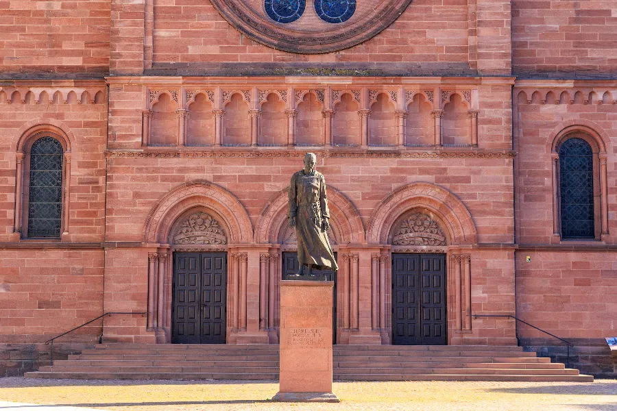 A statue of Charles de Foucauld in front of the Church of Saint-Pierre-le-Jeune in Strasbourg, France.?w=200&h=150
