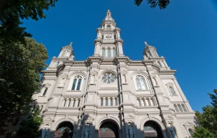 Cathedral of the Blessed Sacrament in Sacramento, California. Credit: Randy Miramontez/Shutterstock