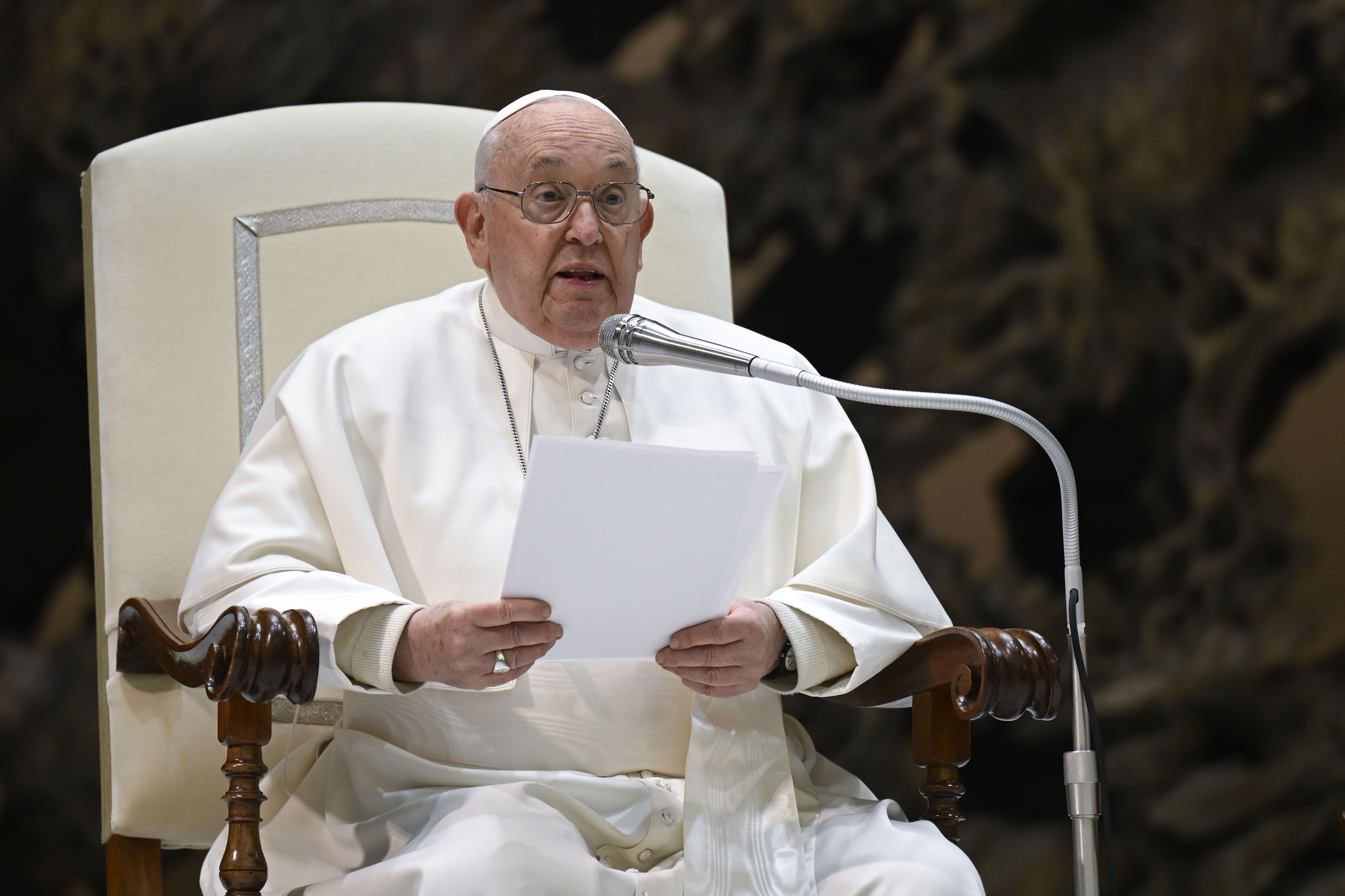 Pope Francis issues new regulations setting spending limits for Vatican offices