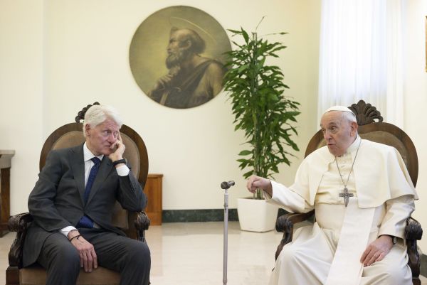 Former President Bill Clinton and Pope Francis. Vatican Dicastery for Communication