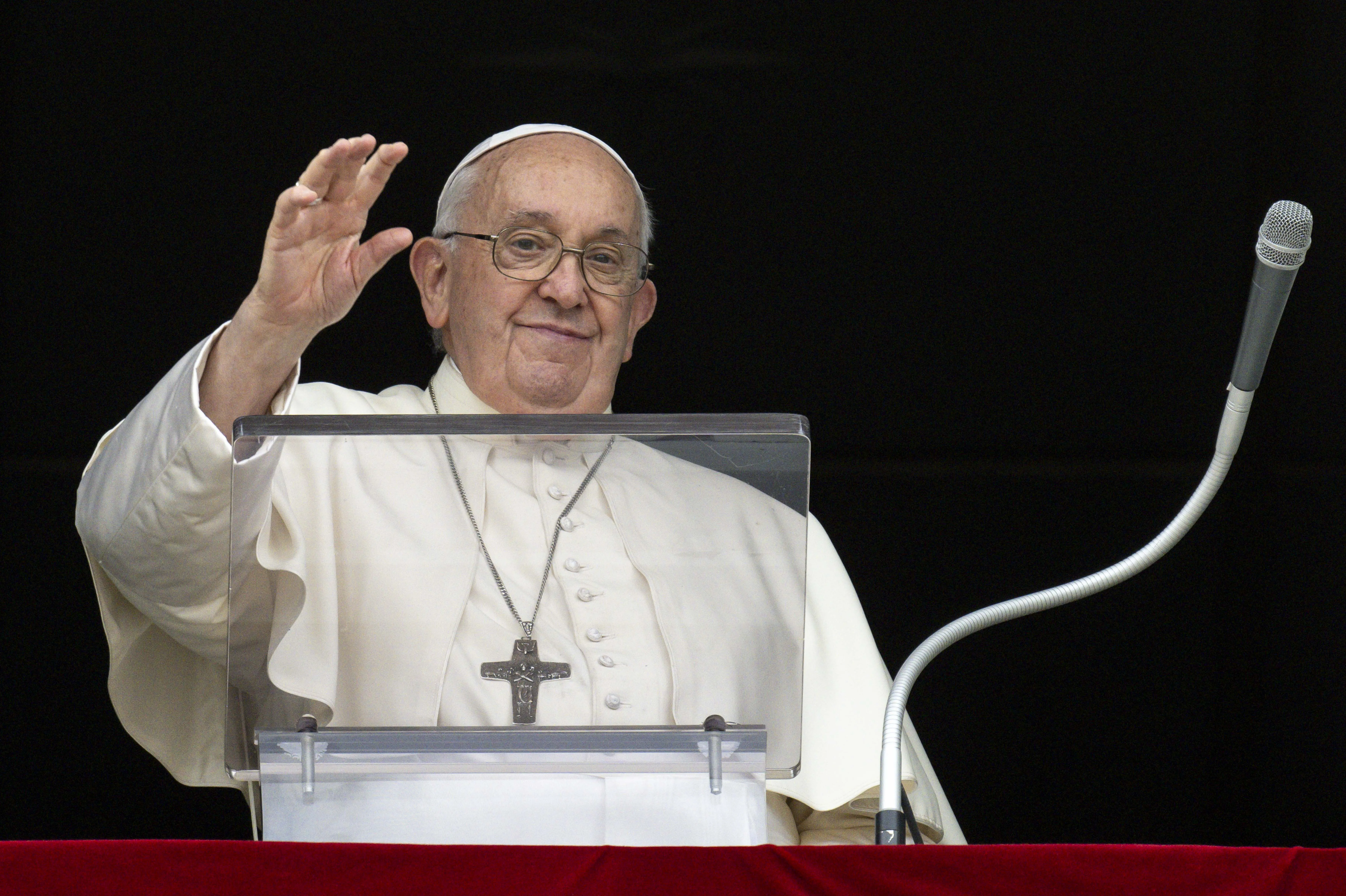 Pope Francis waves to pilgrims on All Saints' Day in St. Peter's Square, Nov. 1, 2023.?w=200&h=150