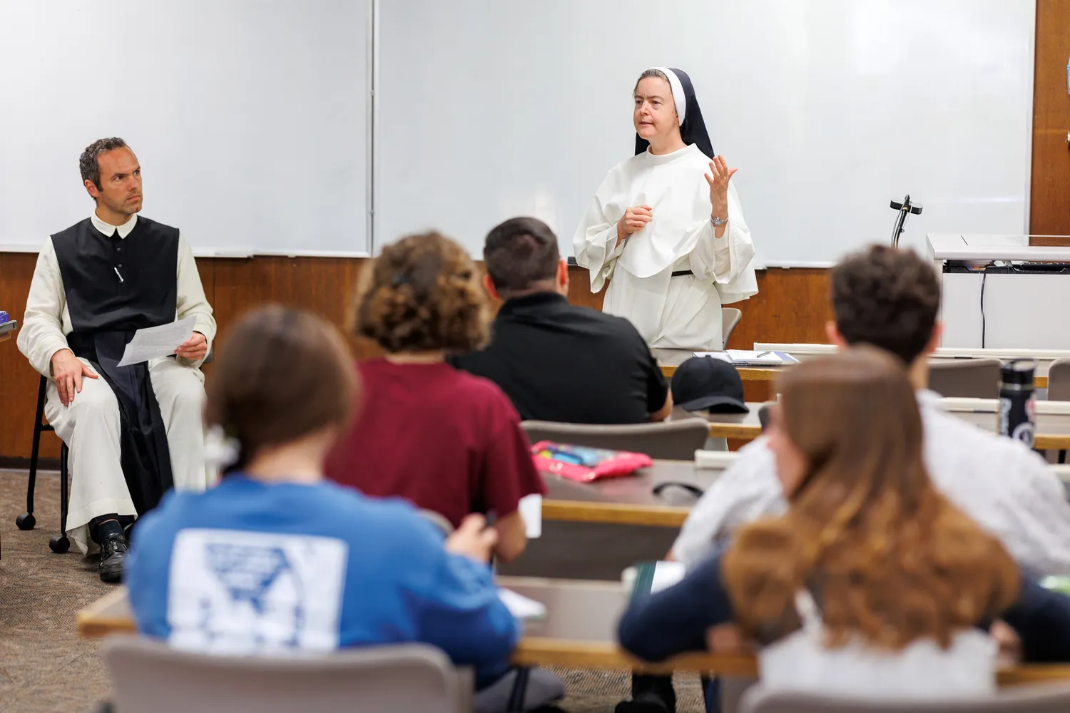 A sister with the Nashville Dominicans of St. Cecilia gives a lecture at the University of Dallas.?w=200&h=150