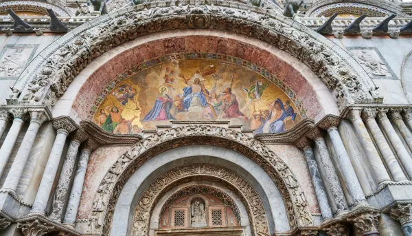 Bazilika svetog Marka u Veneciji, Italija.  Zasluge: Canva