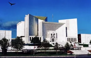 The Supreme Court of Pakistan in Islamabad. Usman.pg via Wikimedia (CC BY-SA 3.0).