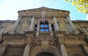 The Supreme Court of Victoria, Australia. Nickbenanh via Wikimedia (CC BY-SA 3.0).