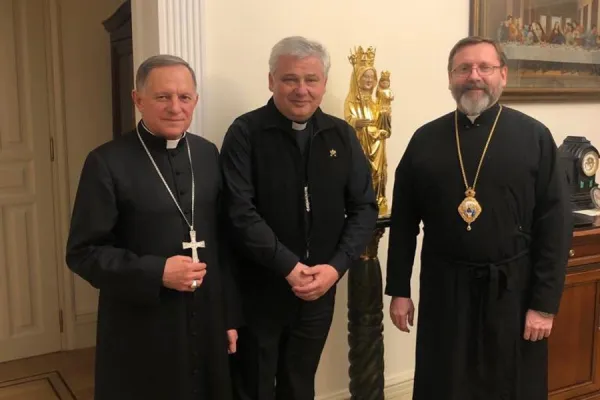 Papal envoy Cardinal Konrad Krajewski meets with Archbishop Mieczysław Mokrzycki and Major Archbishop Sviatoslav Shevchuk in Ukraine on March 8, 2022. Twitter @StanislawBudzik.