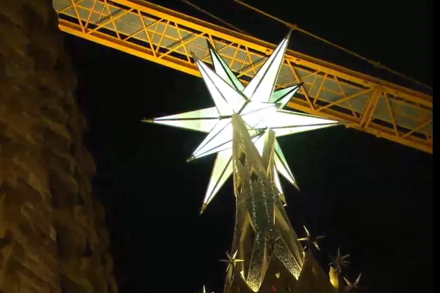 The 12-pointed star of the Sagrada Família Basilica’s Tower of the Virgin Mary is lit up for the first time.?w=200&h=150