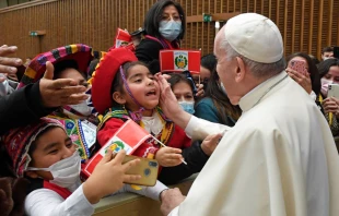 Pope Francis meets a delegation of people who donated the Christmas tree and the nativity scene in St. Peter’s Square and the Paul VI Hall at the Vatican, Dec. 10, 2021. Daniel Ibáñez/CNA.