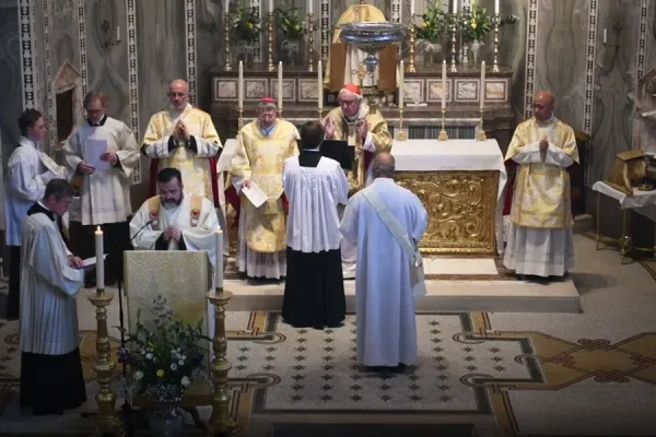 ‘A moment of great joy’: English cardinal ordains ex-Anglican bishop as ...