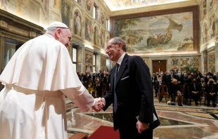 Pope Francis meets members of the Italian League for the Fight against Cancer at the Vatican’s Clementine Hall, March 4, 2022. Vatican Media.
