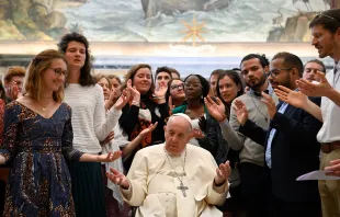 Pope Francis meets with members of Chemin Neuf Politics Fraternity at the Vatican’s Clementine Hall, May 16, 2022. Vatican Media.