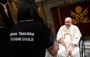 Pope Francis meets members of Italy’s Civil Protection service in the Vatican’s Clementine Hall on May 23, 2022. Vatican Media.
