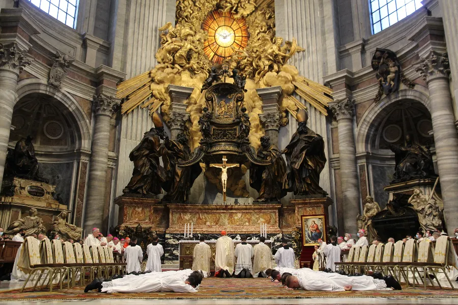 Cardinal Wilton Gregory ordains deacons from Rome’s North American College in St. Peter’s Basilica, Sept. 30, 2021.?w=200&h=150