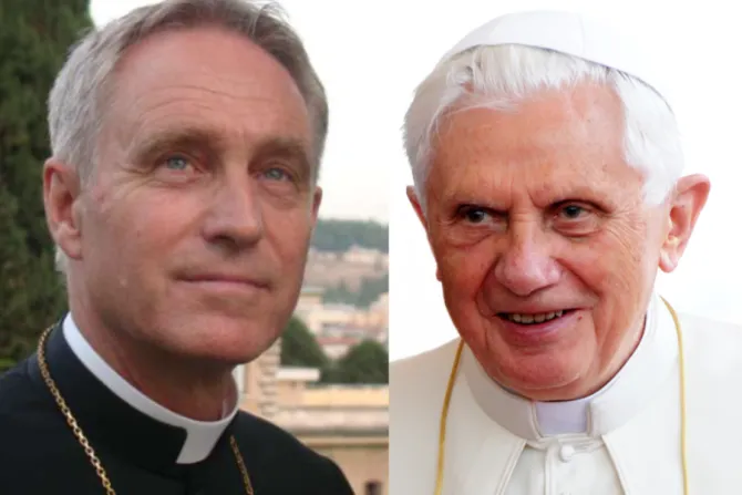 Đức Tổng Giám mục Gänswein và Đức Giáo hoàng danh dự Benedict XVI | EWTN/Paul Badde, Mazur/www.thepapalvisit.org.uk
