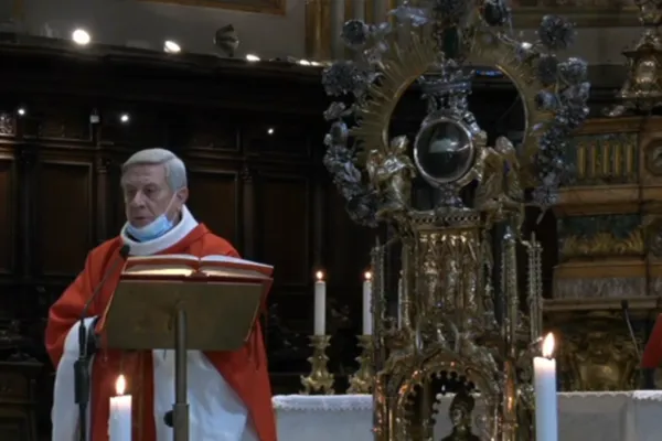 The reliquary of St. Januarius at Mass in Naples Cathedral, Italy, Dec. 16, 2021. Screenshot from canale21.it.