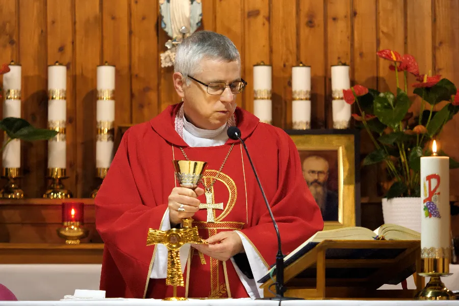 Bishop Andrzej Siemieniewski celebrates Mass in the Chapel of St. Maximilian, Niepokalanów, Poland, Nov. 6, 2021.?w=200&h=150