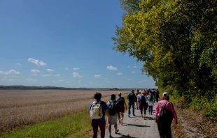 Catholic pilgrims on the Katy Trail Pilgrimage walk the route on Oct. 9, 2023. Jonah McKeown/CNA