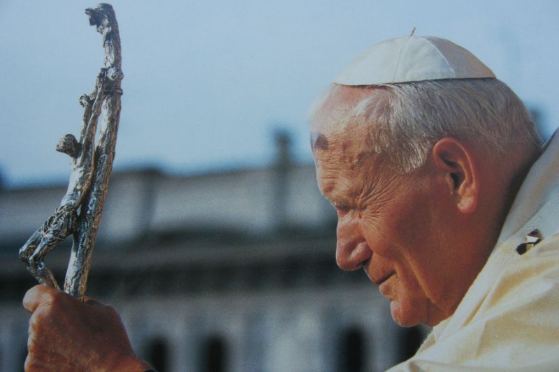 16 insights from St. John Paul II on divine mercy