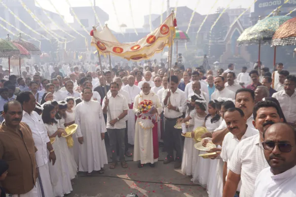 Major Archbishop Raphael Thattil is warmly received Jan. 14, 2024, at the Dolours Basilica in the heart of Thrissur with a dozen bishops joining him in a solemn Mass followed by civic reception attended by Kerala government ministers as well as the faithful. Credit: Anto Akkara