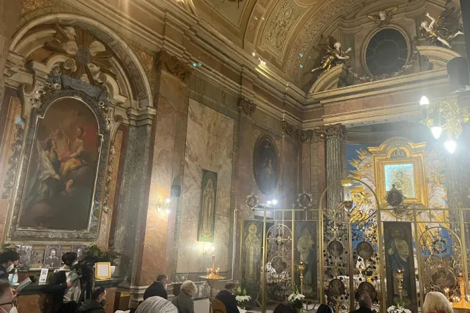 Evening prayer at Rome’s Cathedral Church of Saints Sergius and Bacchus on Feb. 25, 2022