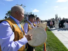 Indigenous drummers welcome Pope Francis to Lac Ste. Anne.