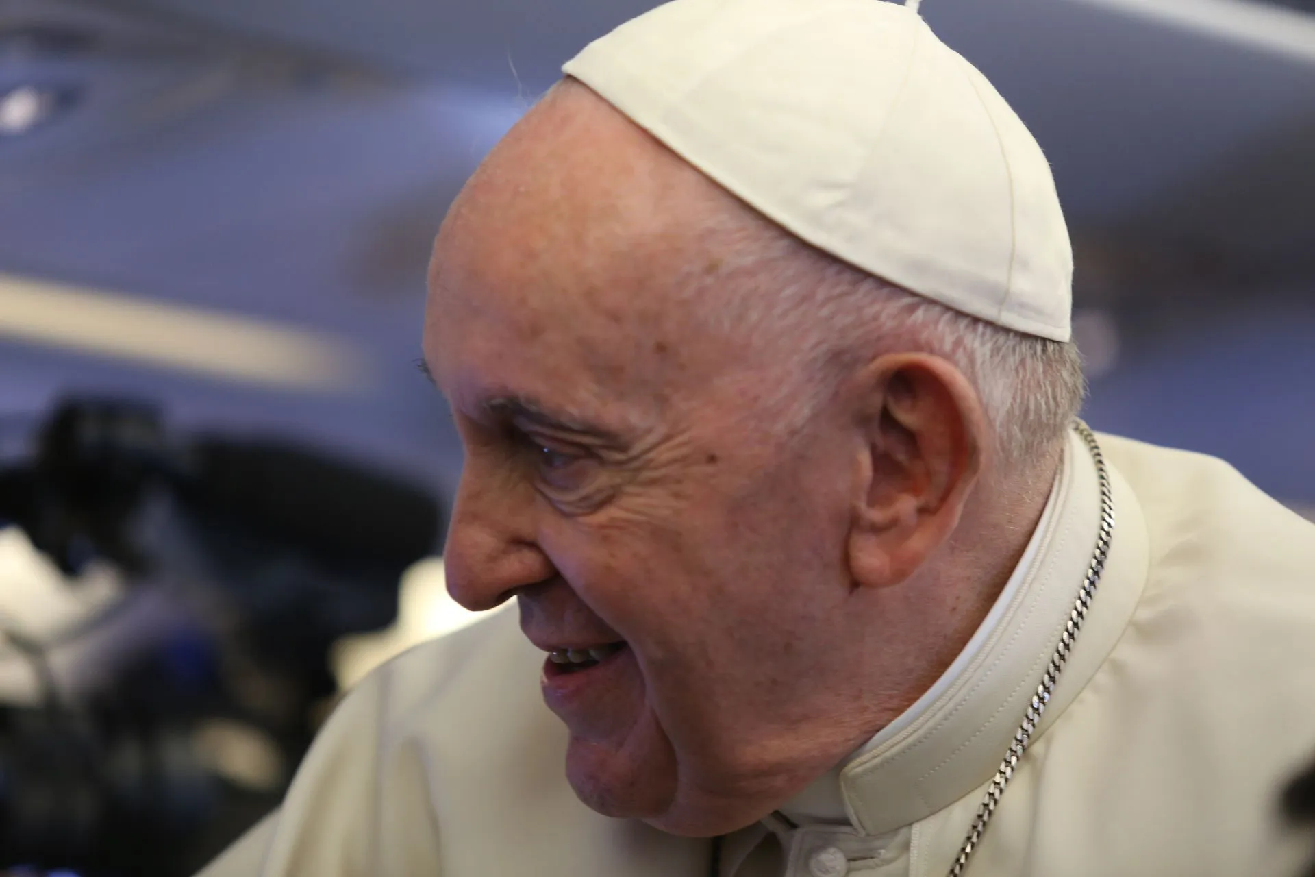 Pope Francis aboard the papal flight to Kazakhstan, Sept. 13, 2022?w=200&h=150