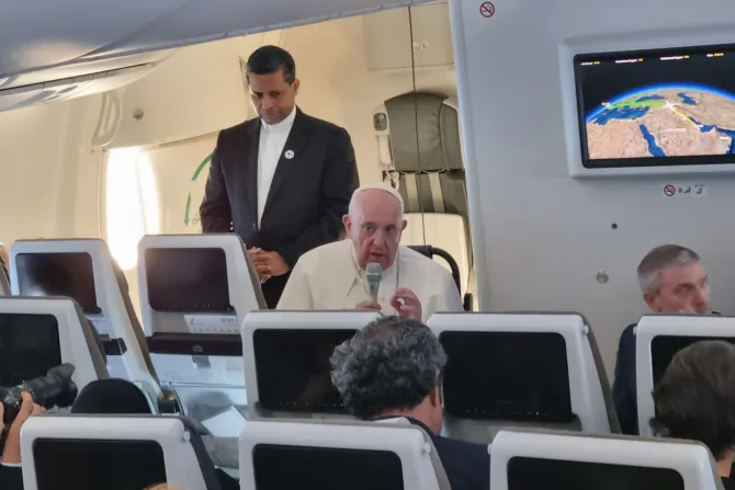 Pope Bahrain plane