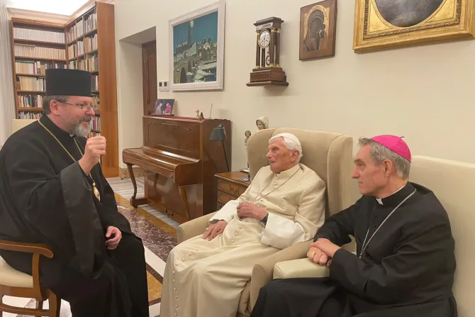 Major Archbishop Sviatoslav Shevchuk with Pope Emeritus Benedict XVI and Arcbbishop Georg Gänswein, Nov. 9, 2022